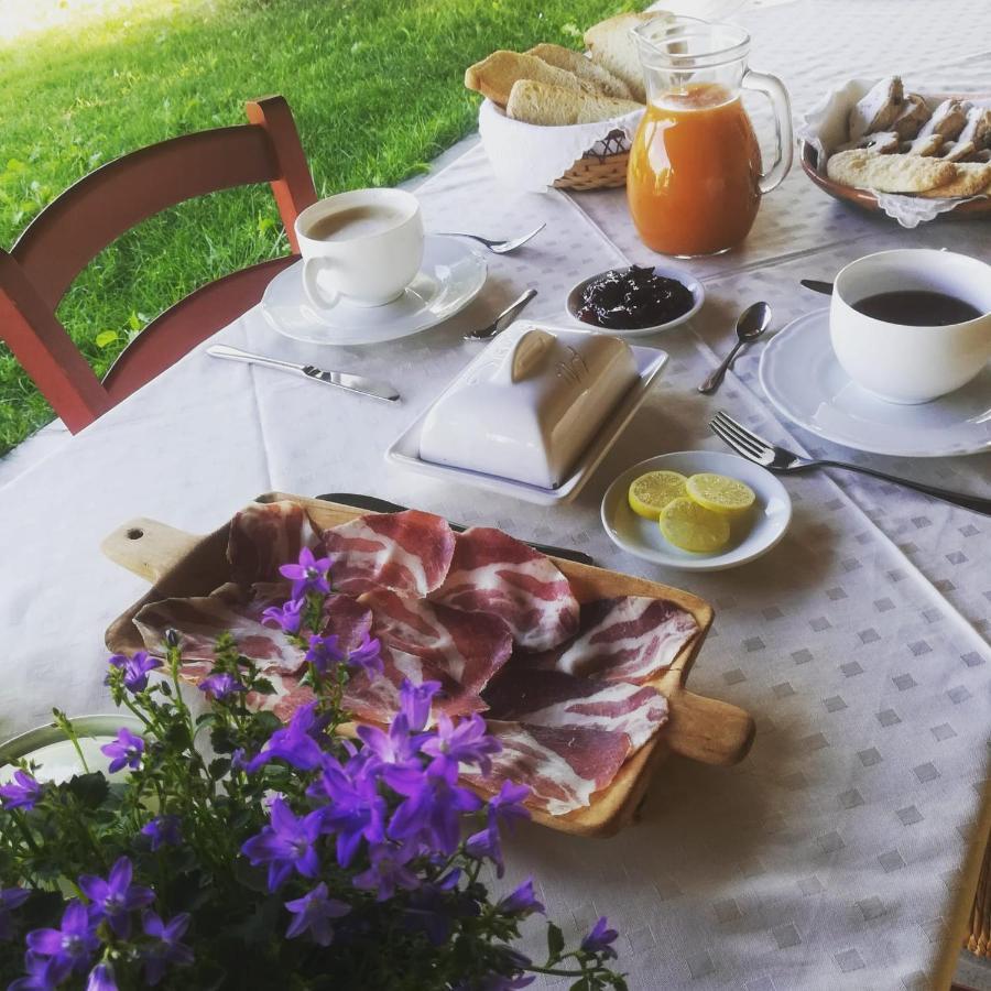 Agriturismo Carrucana Martis Eksteriør bilde